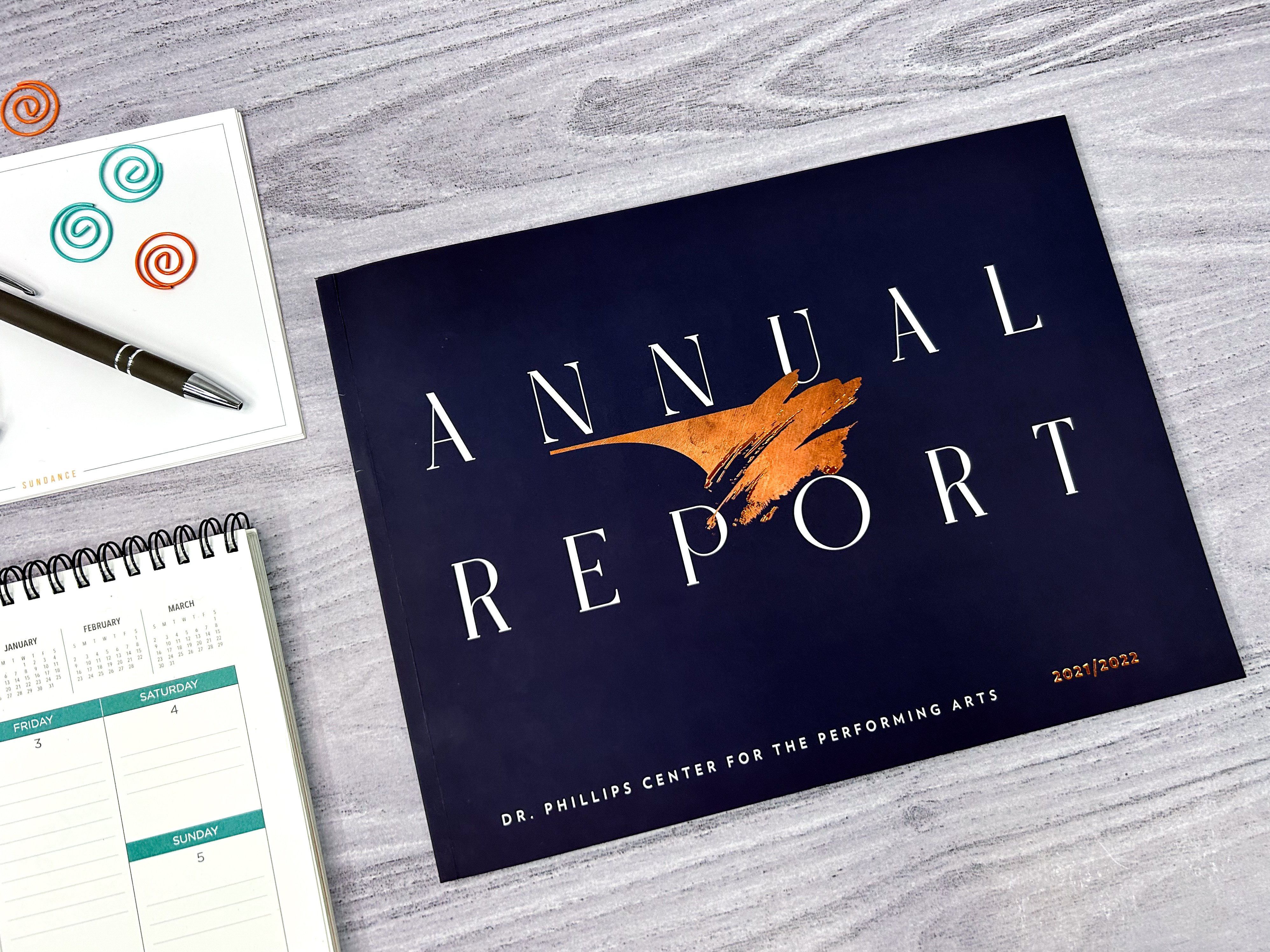 Commercial Printing: Elevate Your Annual Reports with Modern Finishing Techniques